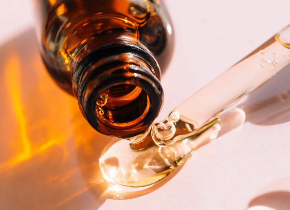 Çinin Kosmetik Tərkibi Bazarının və Dəriyə Qulluq Trendlərinin yüksələn mənzərəsi